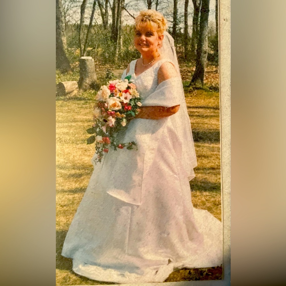 Used pre owned Bridalane wedding dress size 18 bridal